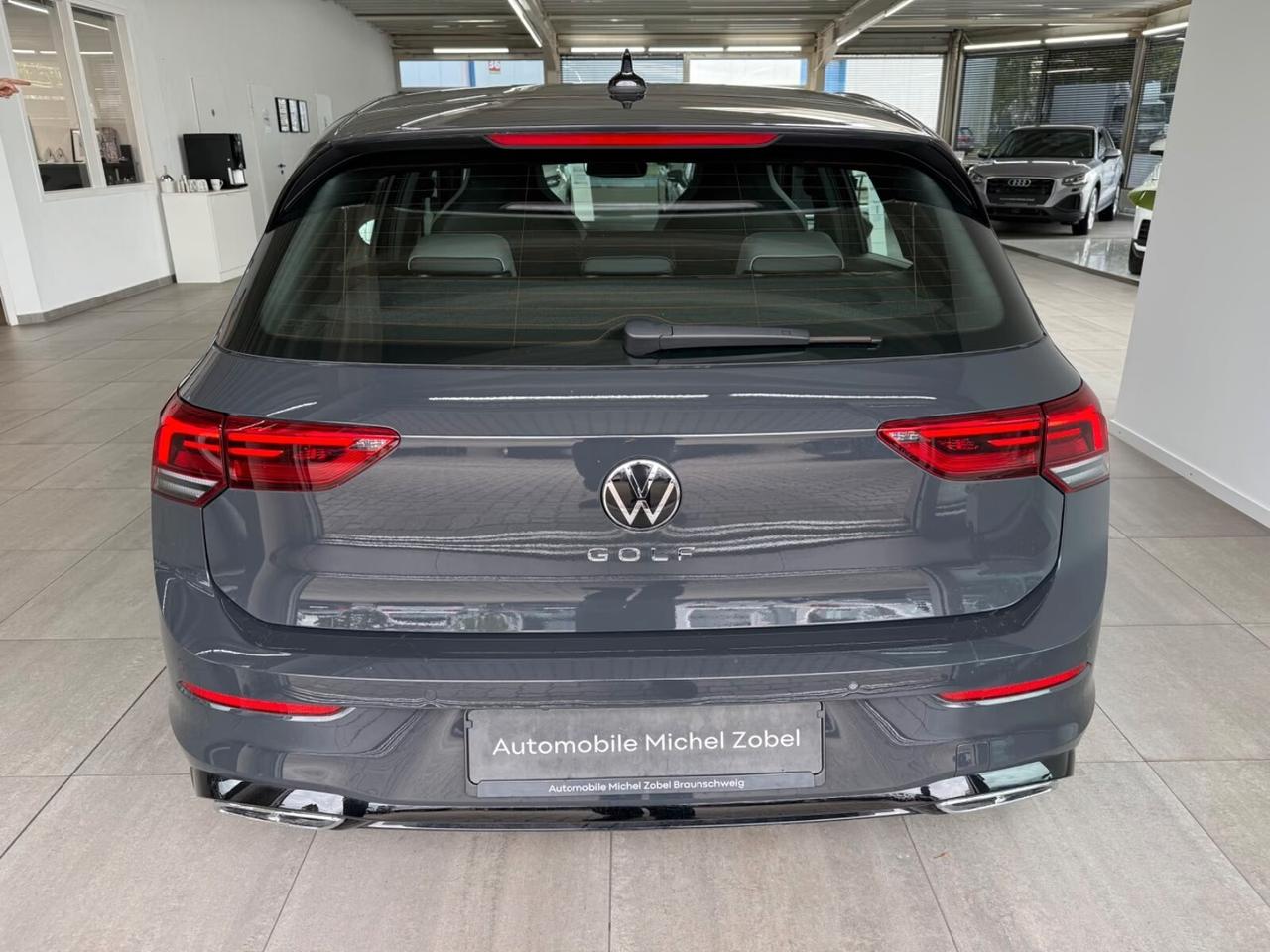 Volkswagen Golf *VIII*R-Line*Virt*OK NEOP