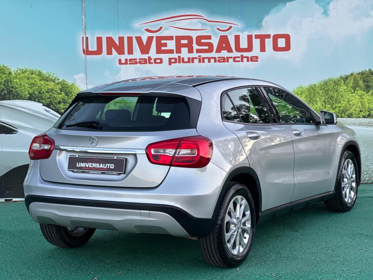 Mercedes-Benz GLA 180 CDI 110cv Executive 2015