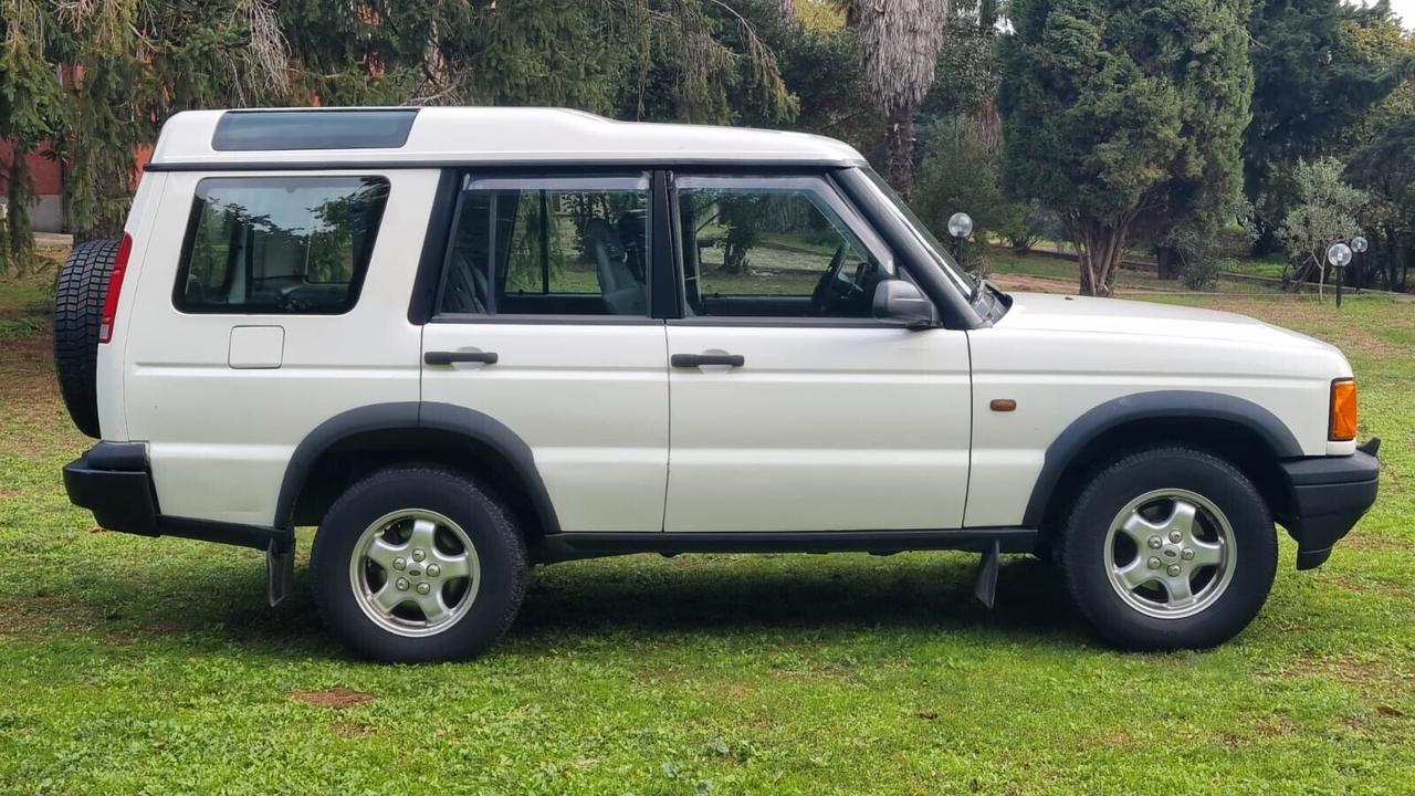 Land Rover Discovery 2.5 Td5 5 porte 2001 LEGGI TESTO