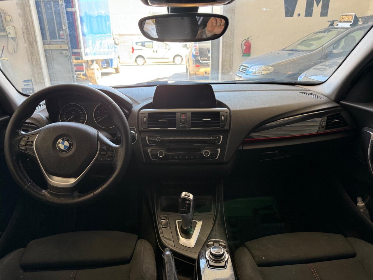 Bmw 116d 5p. Urban