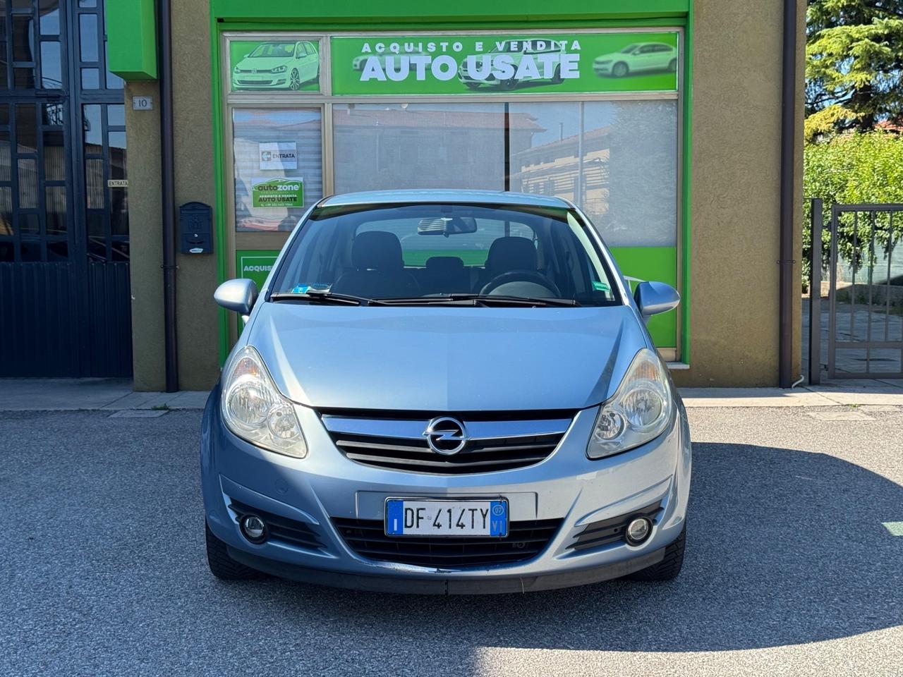 Opel Corsa 1.2 5 porte Cosmo