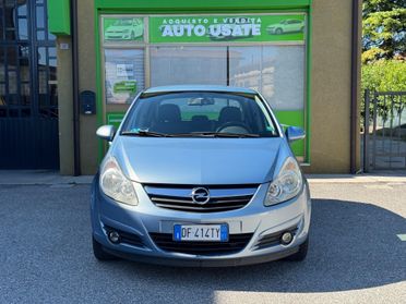 Opel Corsa 1.2 5 porte Cosmo NEOPATENTATI