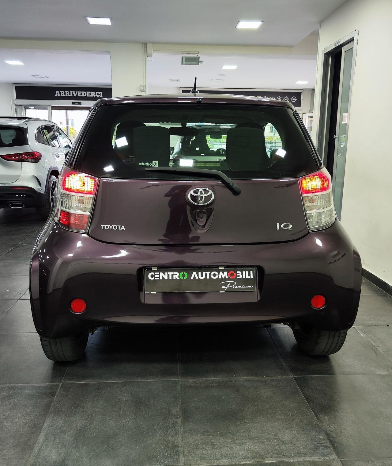 Toyota iQ 1.0 68cv Multidrive Automatica
