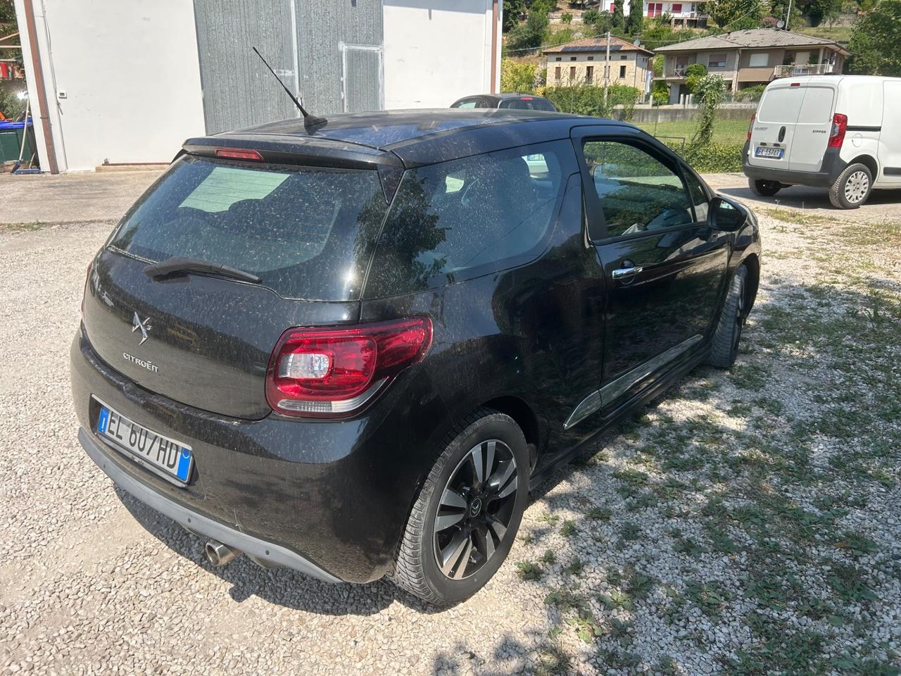 Ds DS3 3 1.4 HDi 70 Just Black