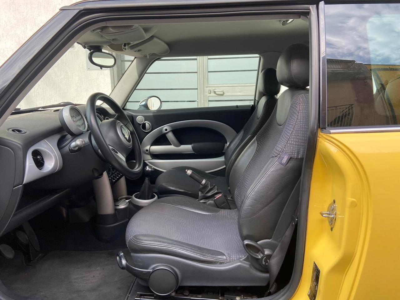 Mini 1.6 16V Cooper
