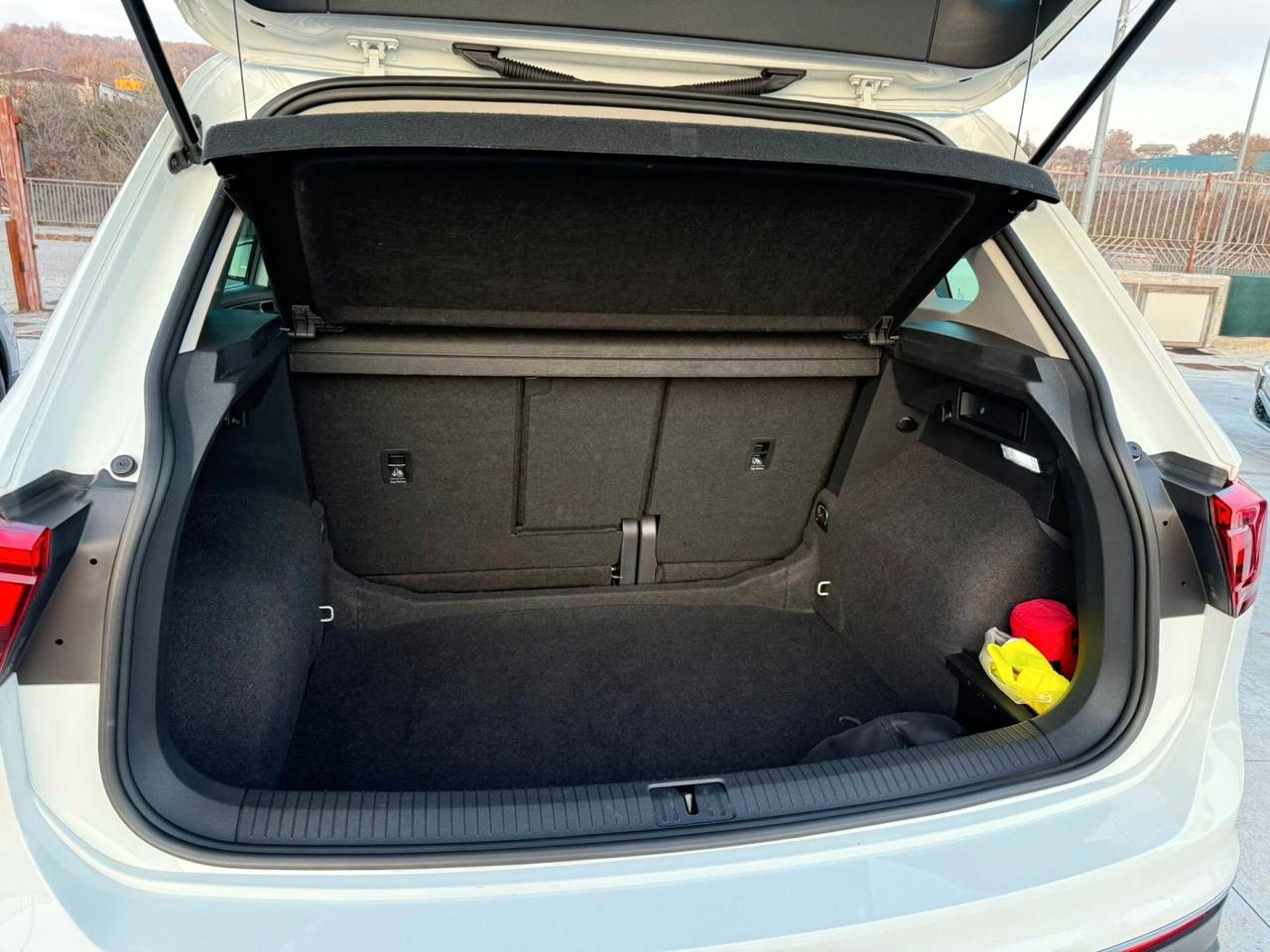 Volkswagen Tiguan 2.0 TDI 150 CV DSG RETRO-LED