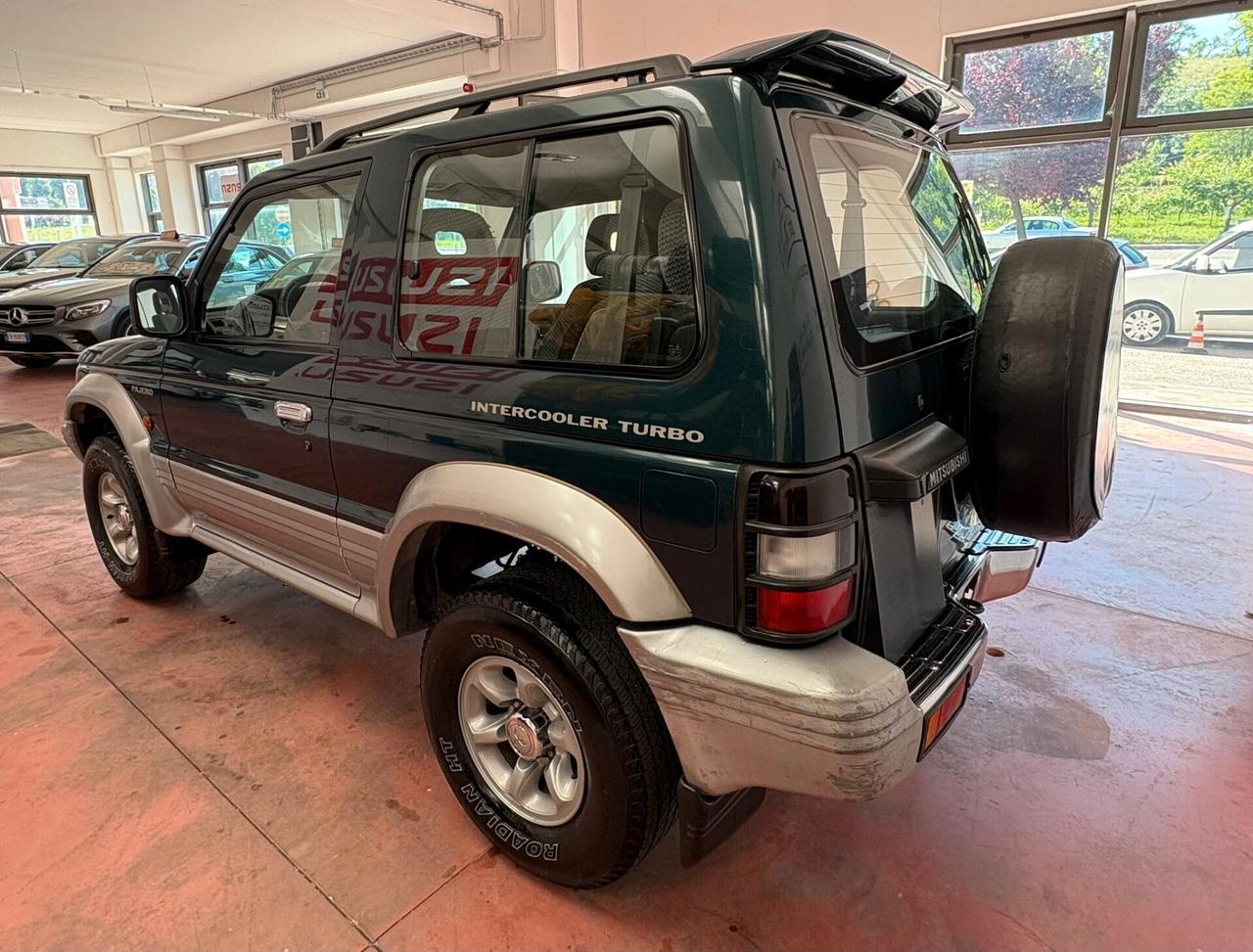 MITSUBISHI PAJERO 4X4 Diesel 2.5 CV 100 Km 204.839 tagliandati