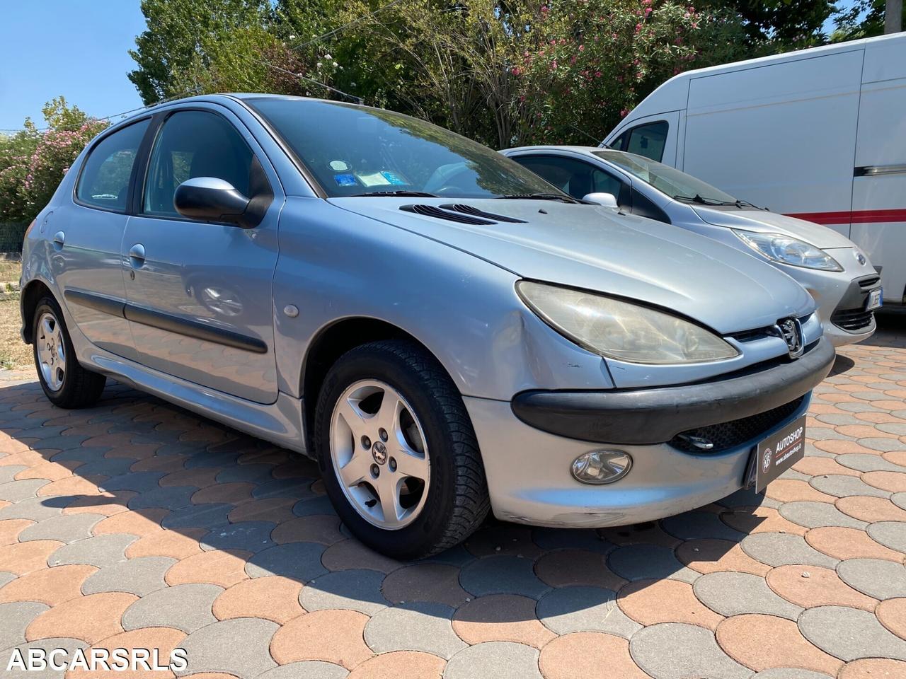 PEUGEOT - 206 - HDi 5p. - NEOPATENTATI - 1.300 EUR