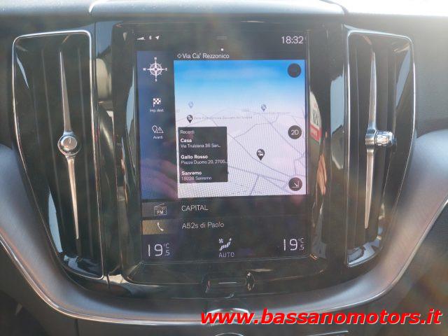 VOLVO XC60 B4 (d) AWD Geartronic Momentum Pro PROMO ESTATE