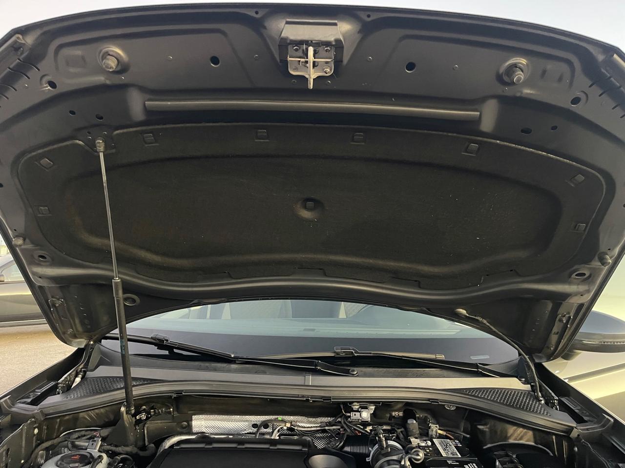 VOLKSWAGEN TIGUAN 2.0 TDI 150 DSG 4MOTION R-LINE