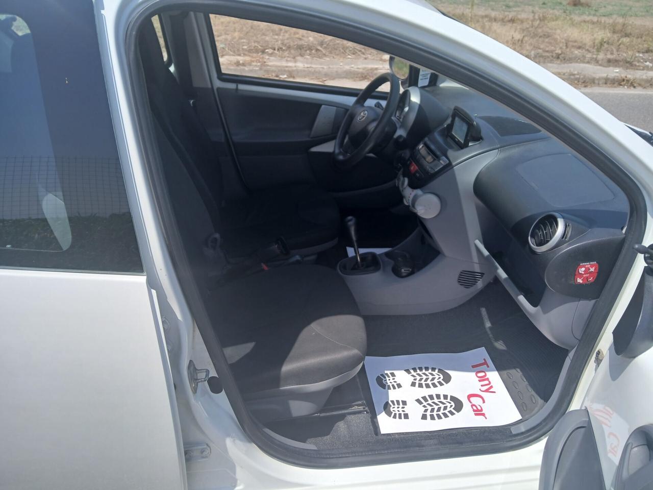 Toyota Aygo 1.0 12V VVT-i 5 porte Lounge Connect