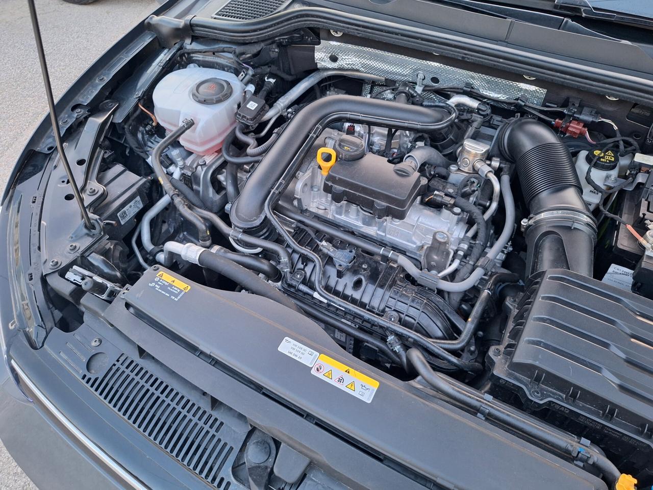 Volkswagen Golf 1.0 eTSI EVO DSG Life