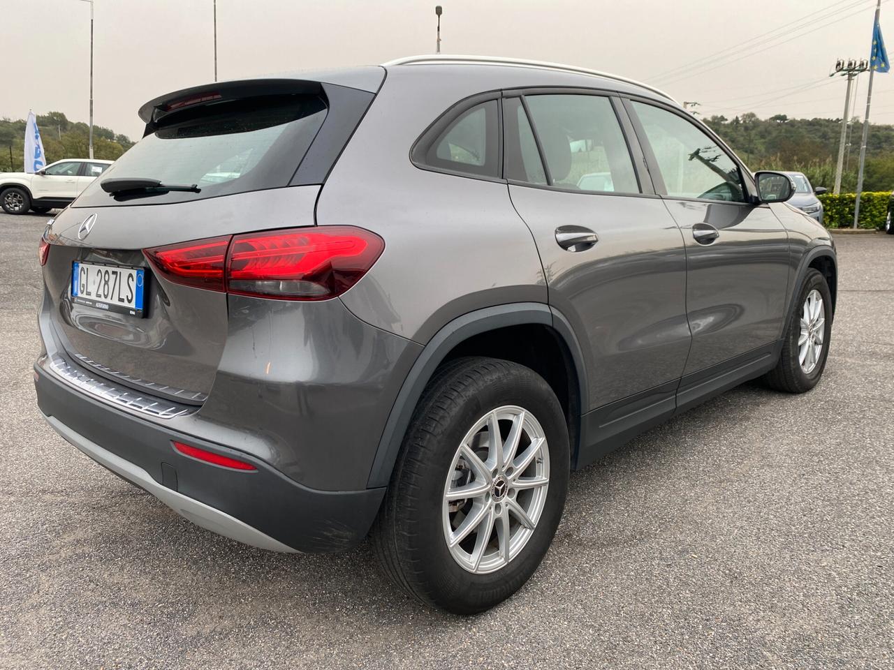 Mercedes-benz GLA 180 GLA 180 d Automatic Business