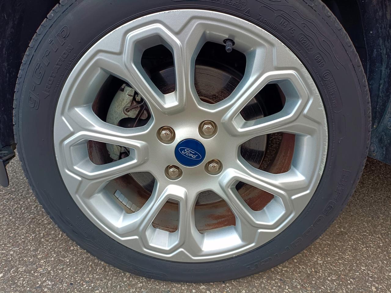 Ford EcoSport GPL ST-Line