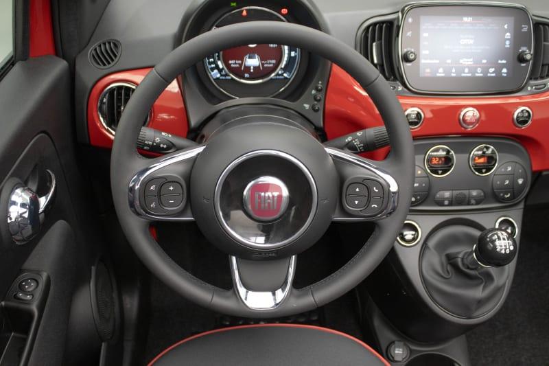 FIAT 500C 1.0 HYBRID RED