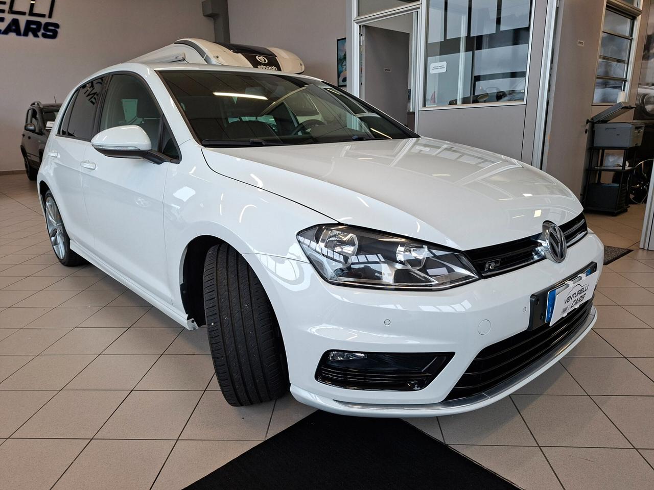 Volkswagen Golf 1.6 TDI 5p. R-line BlueMotion Technology