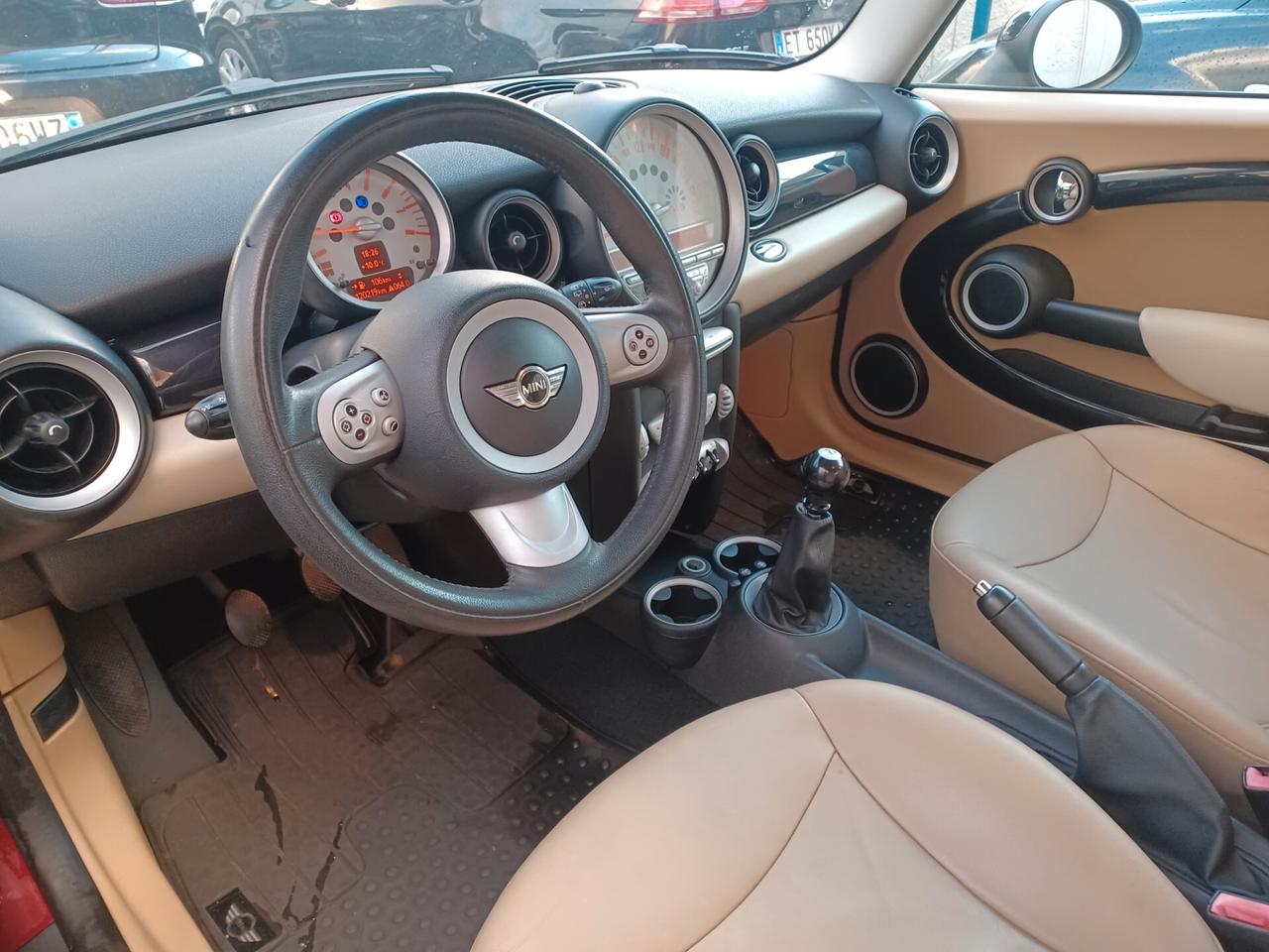 Mini Cooper 1.4 Benzina ok neopatentati