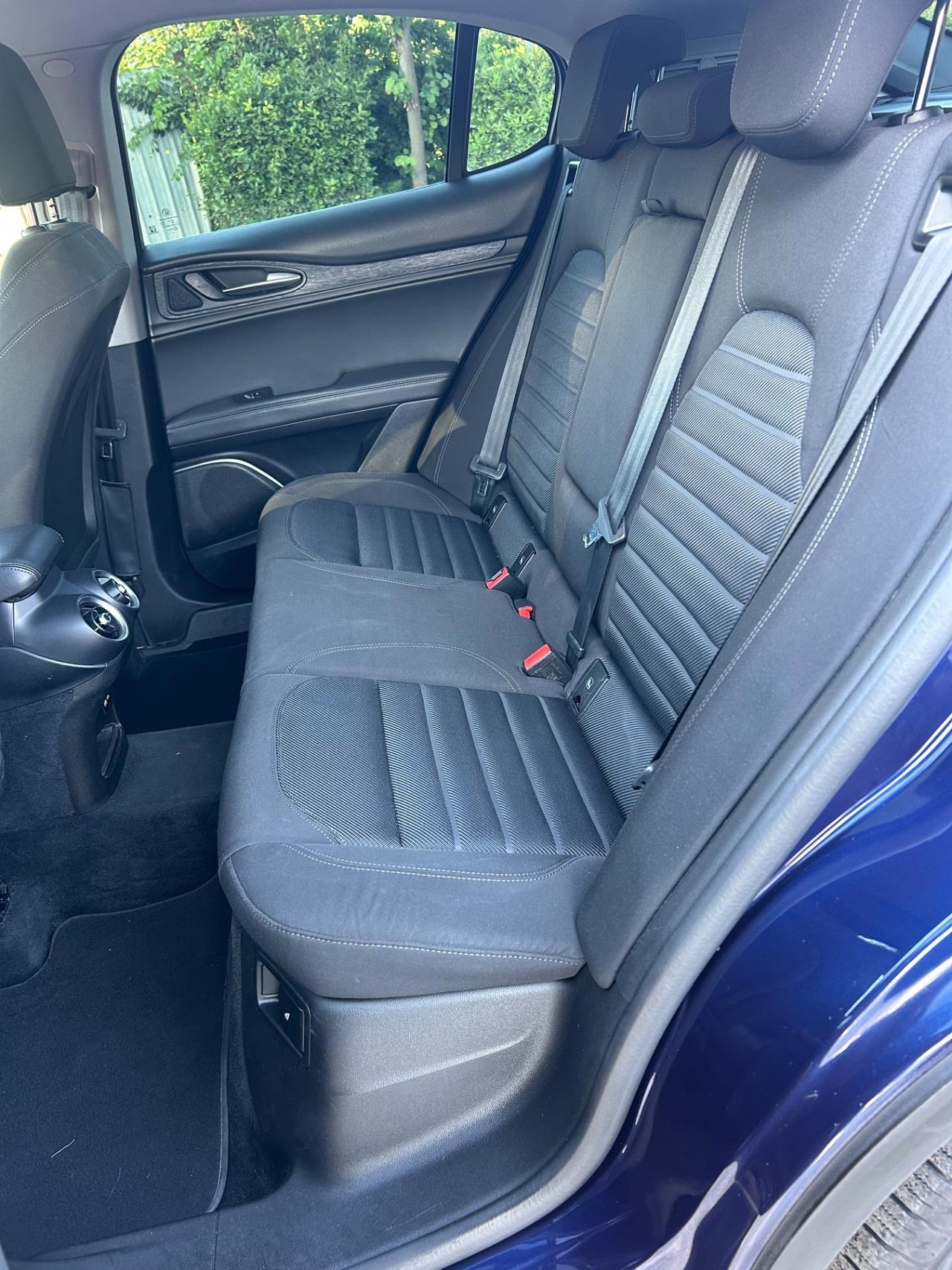 Alfa Romeo Stelvio 2.2 Turbodiesel 160 CV AT8 RWD my2020