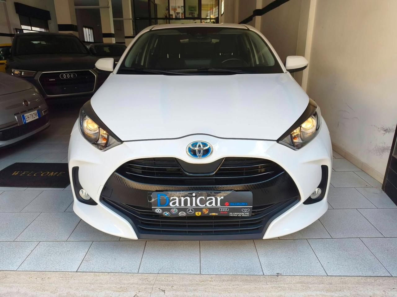 Toyota Yaris 1.5 Hybrid 5 porte Business
