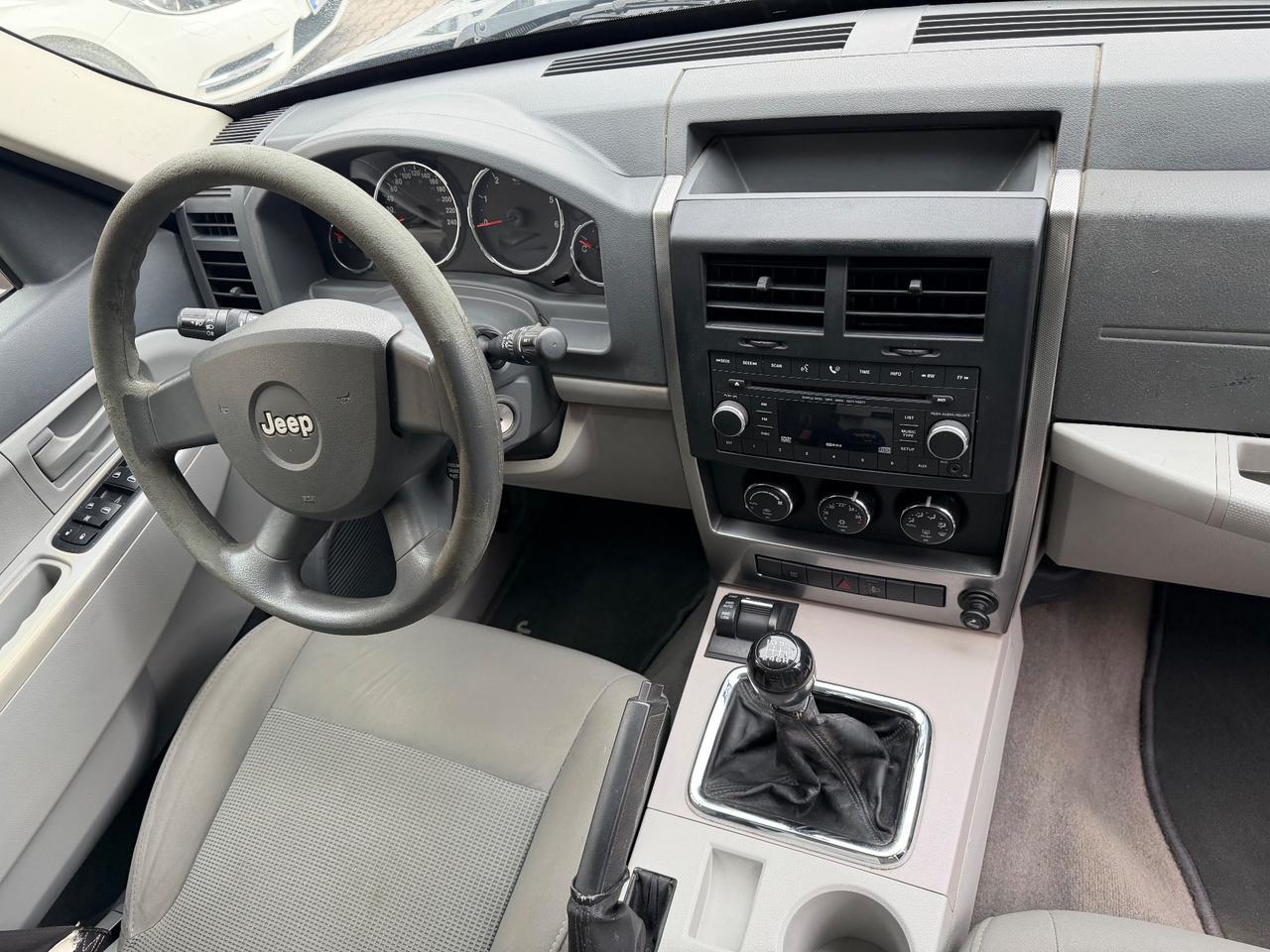 Jeep Cherokee 4x4 con ridotte 2.8 CRD Limited-Gancio Traino-