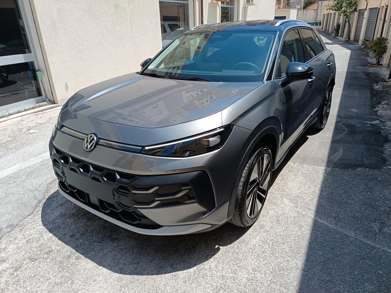 Volkswagen T-Roc 1.5 TSI DSG Life Nuova da immatricolare