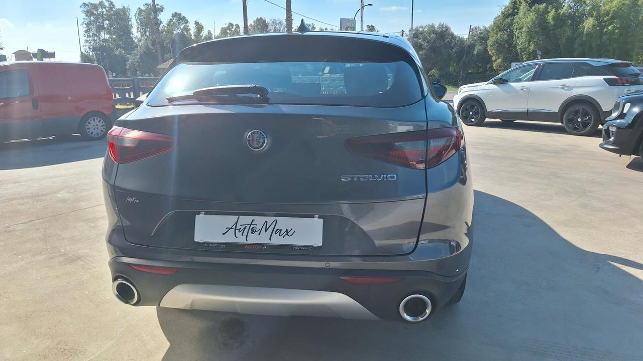 Alfa Romeo Stelvio 2.2 Turbodiesel 190 CV AT8 RWD Business