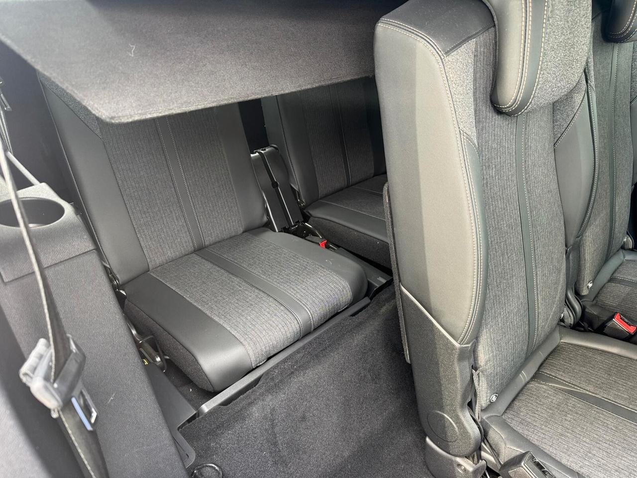 Peugeot 5008 GT-Line 7Posti