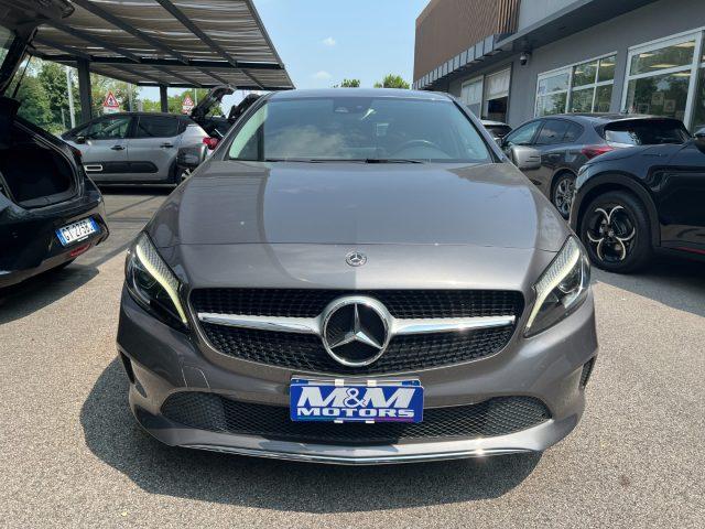 MERCEDES-BENZ A 200 d Automatic Sport