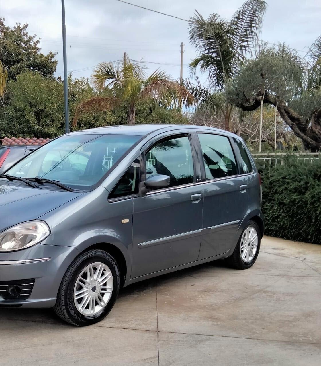 Lancia MUSA 1.3 Multijet 16V 70 CV Argento
