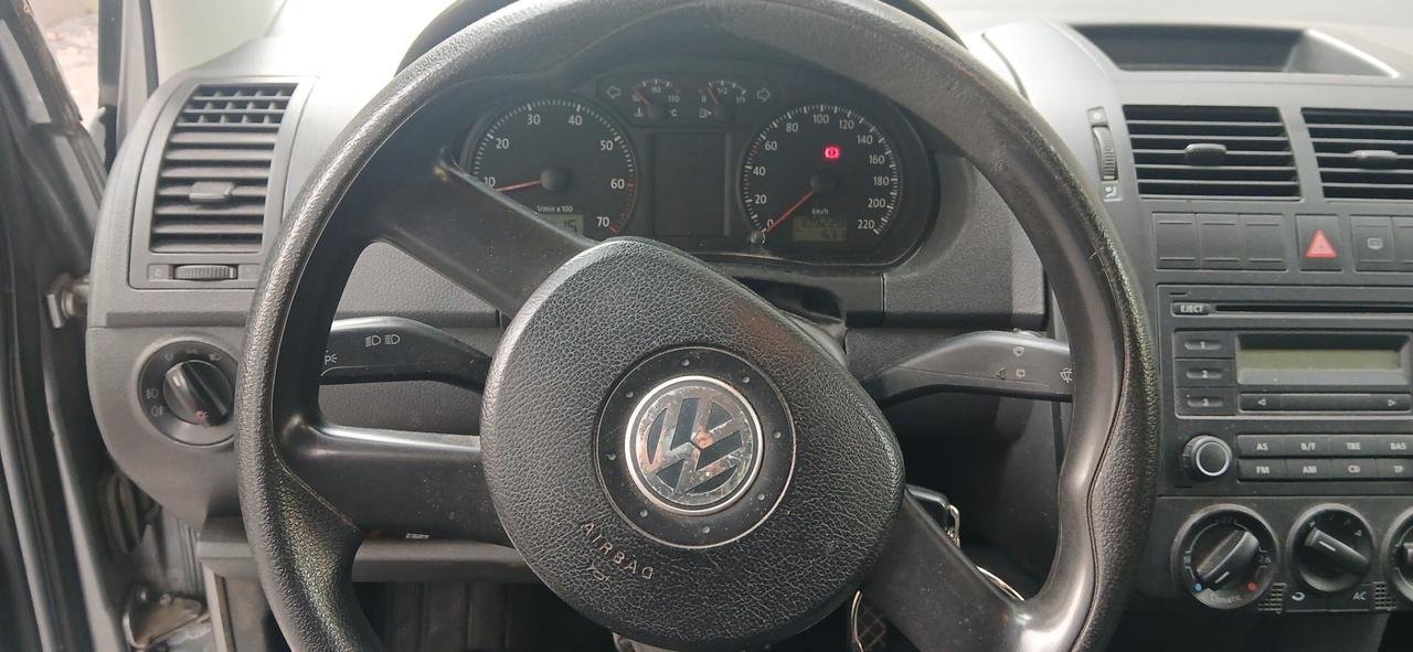 Volkswagen Polo 1.2/70CV 12V 5p. Trendline