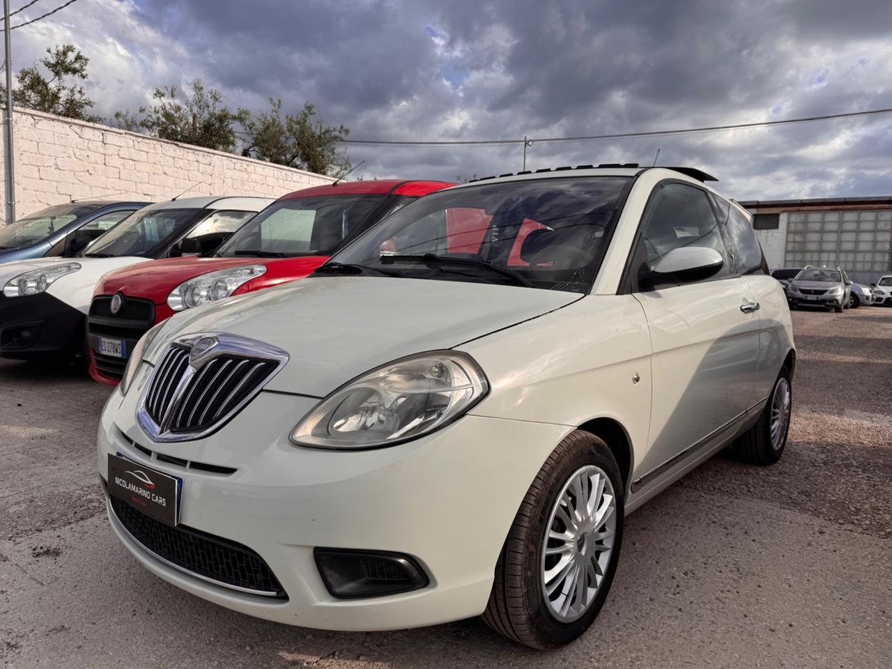 Lancia Ypsilon 1.3 MJT “TETTO APRIBILE”