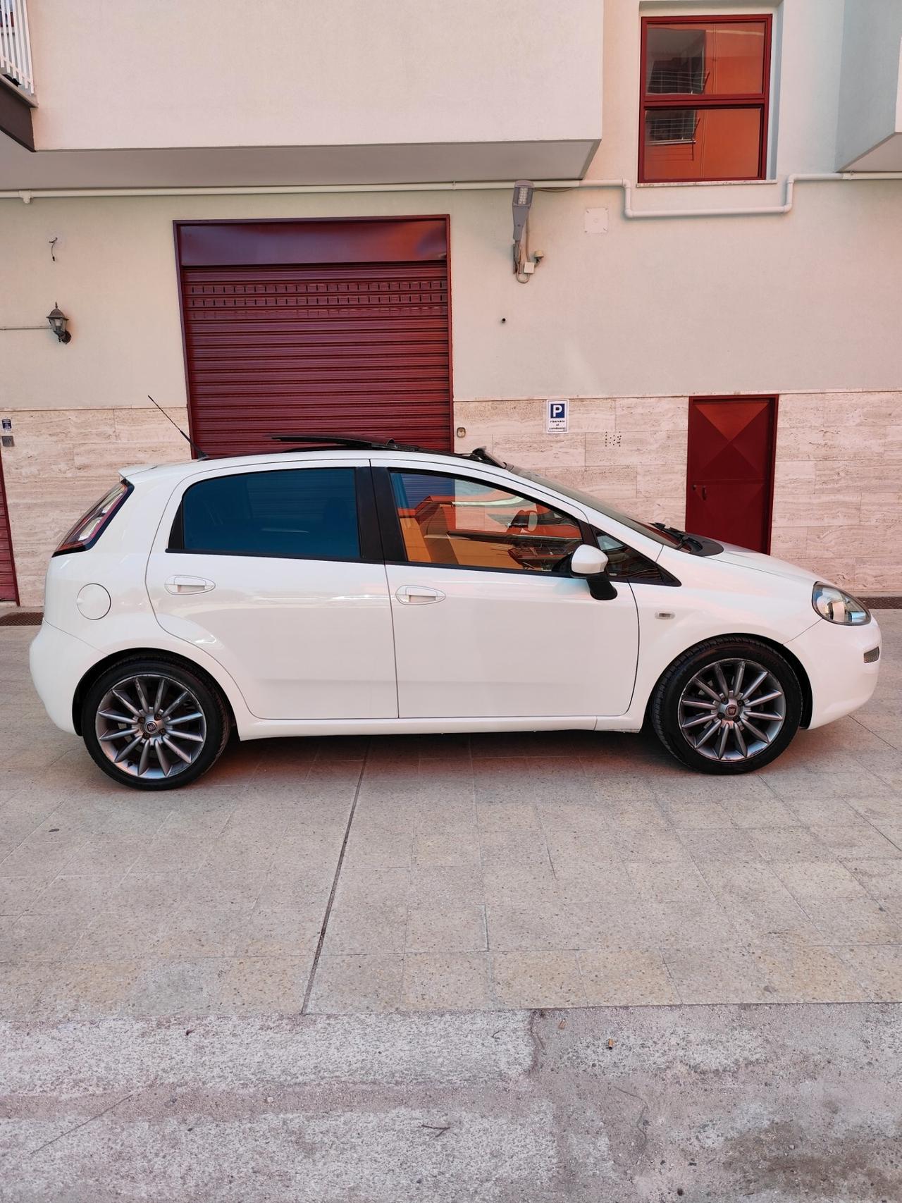 Fiat Punto 1.3 MJT II S&S 95 CV 5 porte Sport