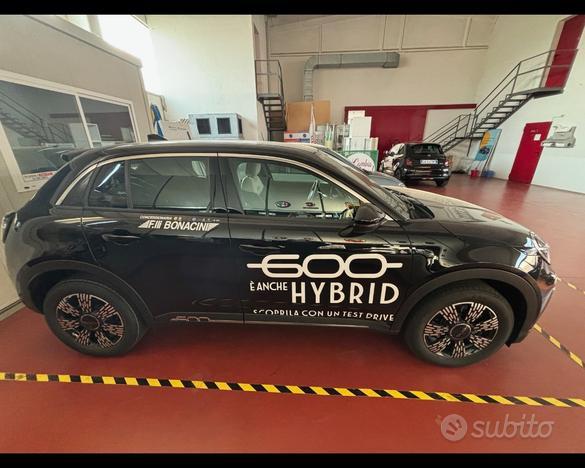 FIAT 600 600 1.2 Hybrid 100cv N70915