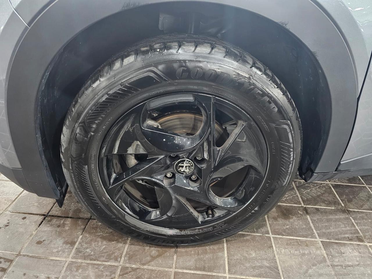 Alfa Romeo Junior 1.2 145 CV Hybrid eDCT6