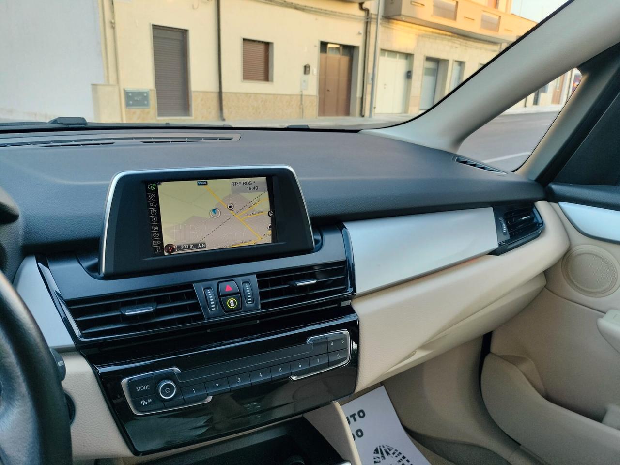 Bmw 2er Active Tourer 214d Msport 112.000km