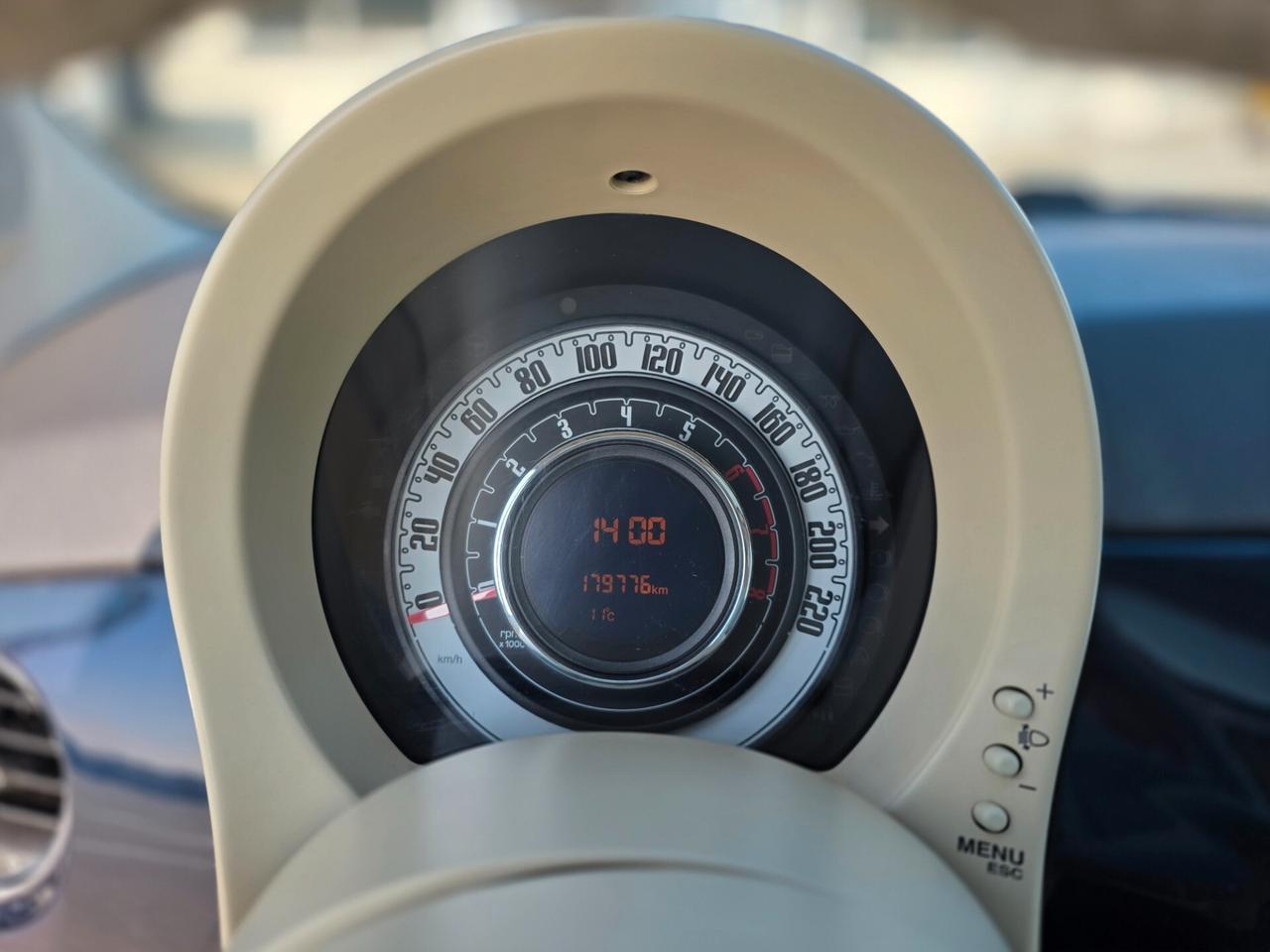 Fiat 500 1.2cc Dualogic "Lounge" 69CV-51kW