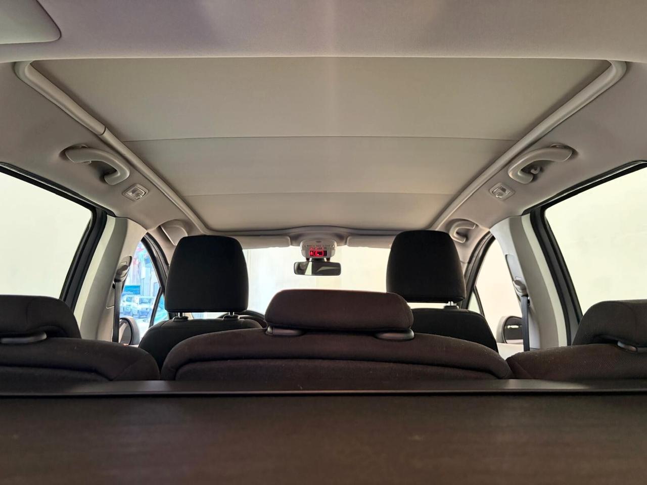 Peugeot 308 1.6 HDi 110CV TETTO PANORAMICO