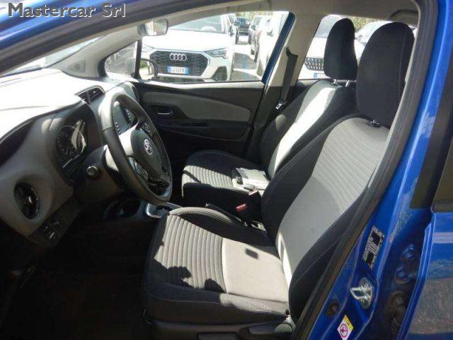 TOYOTA Yaris Yaris III 2017 5p 1.5h Business - FV156FC