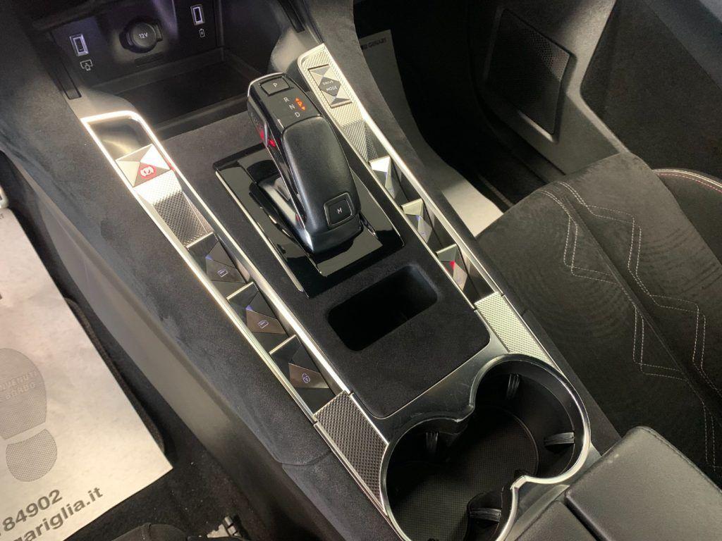 DS DS7 Performance Line + STRAFULL 1.5 BlueHDi AUTOMATICO