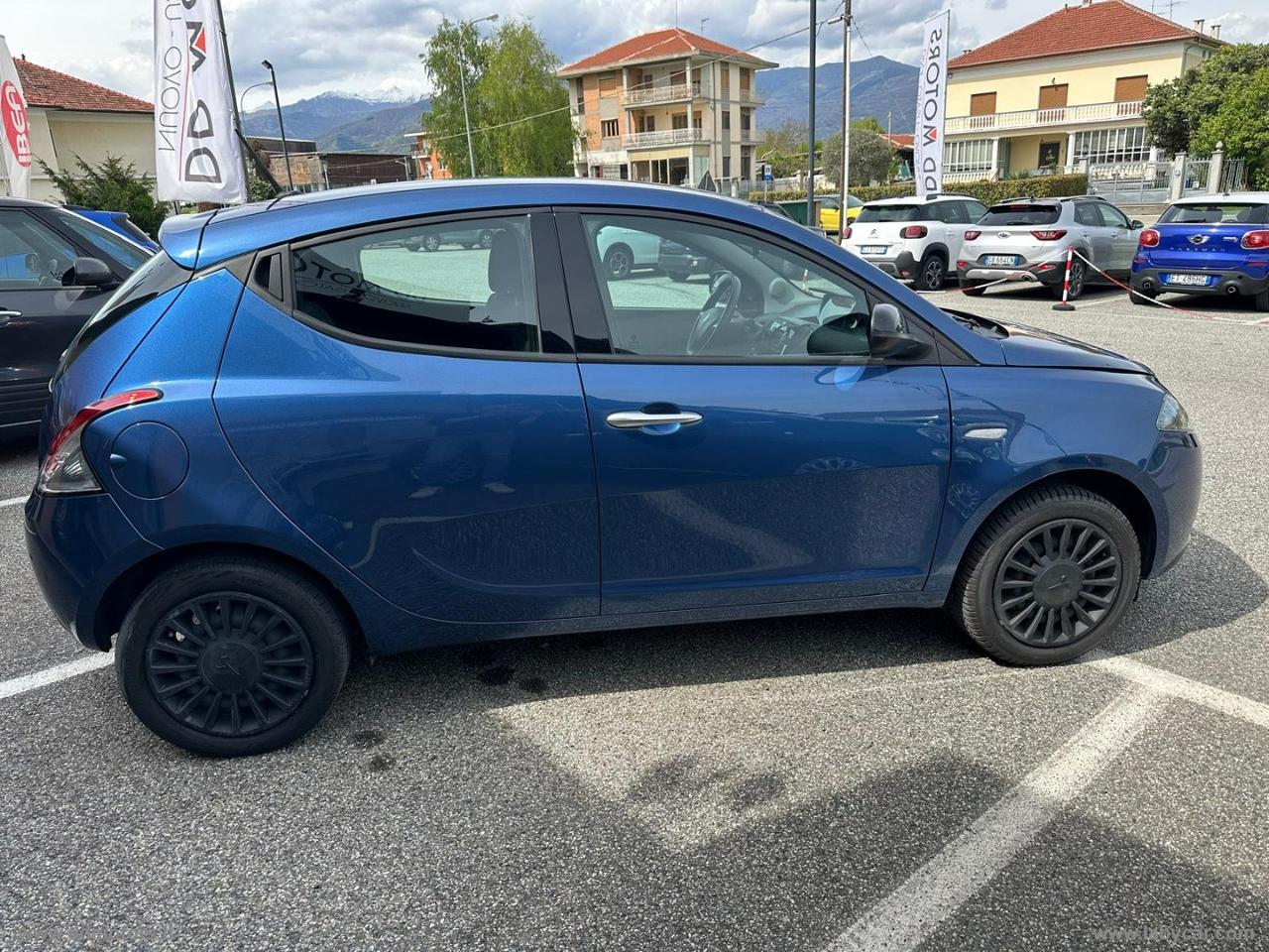 LANCIA Ypsilon 1.0 FireFly 5p.S&S Hybrid Silver *NEOPATENTATI*