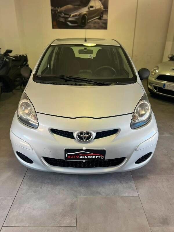 Toyota Aygo 1.0 12V VVT-i 2011