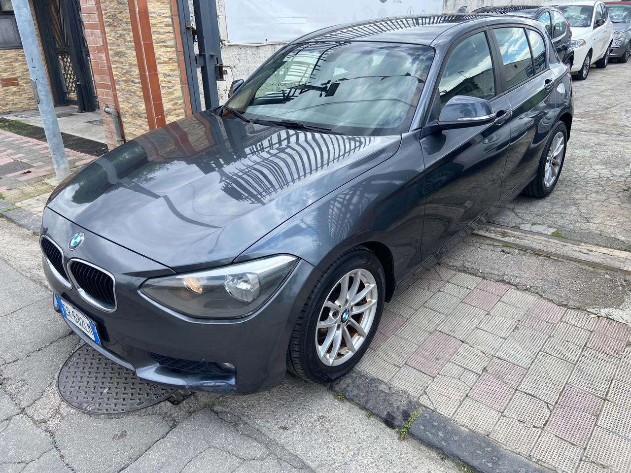 Bmw 116 116d 5p. Urban