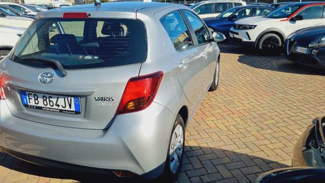 TOYOTA Yaris 1.0 5 porte Active