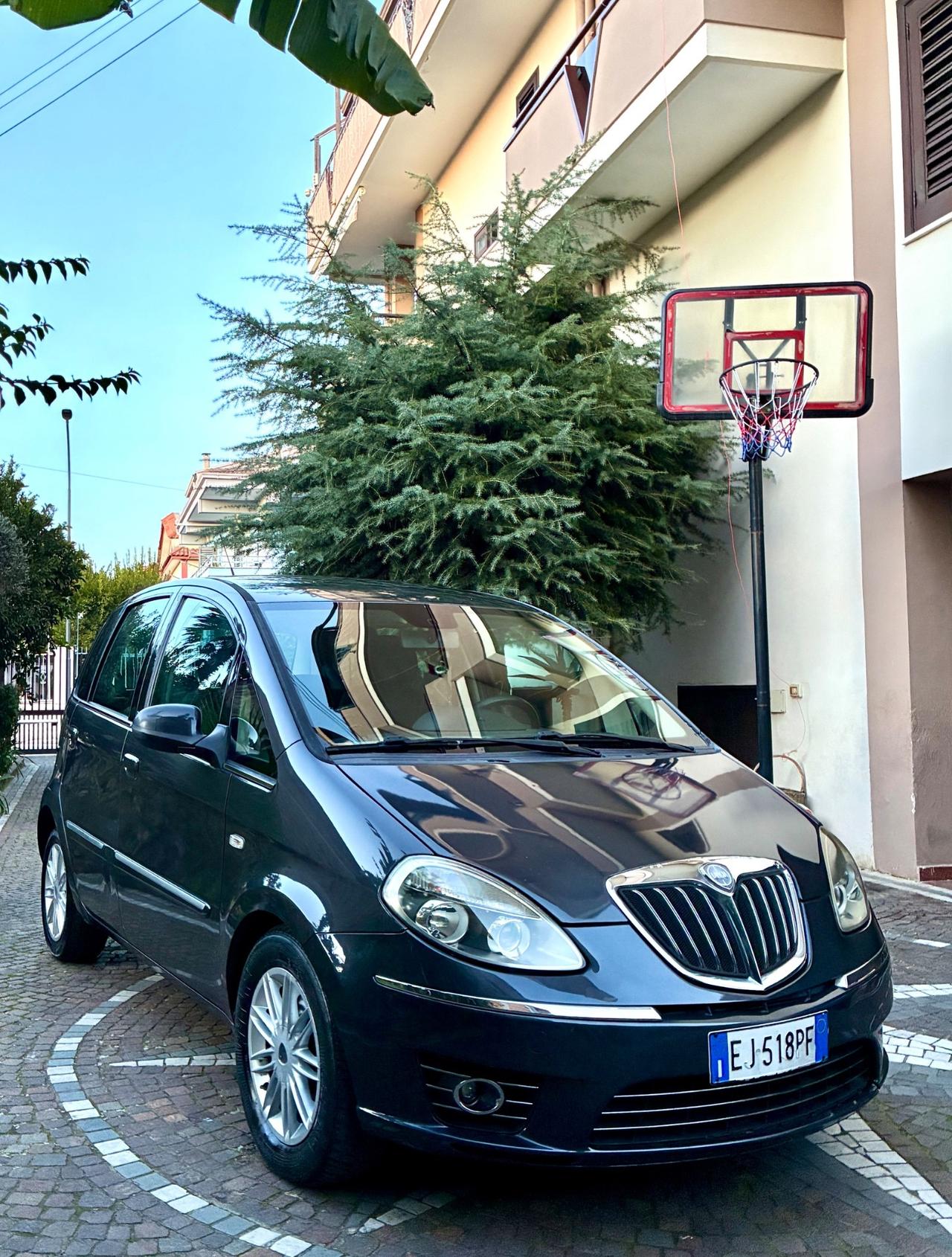 Lancia MUSA 1.3 Mjt 95 CV 5th Avenue