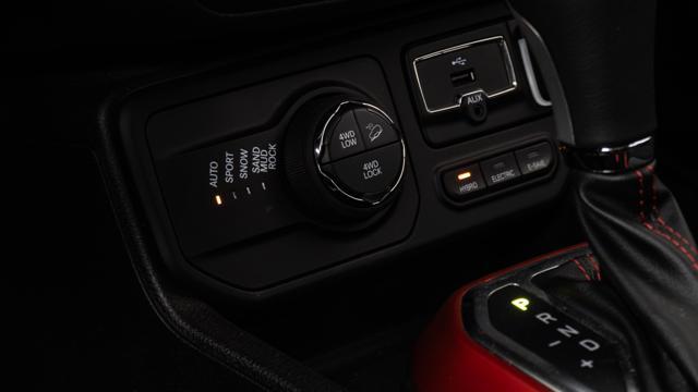JEEP Renegade 4xe Trailhawk UNIPRO IVA ESPOSTA