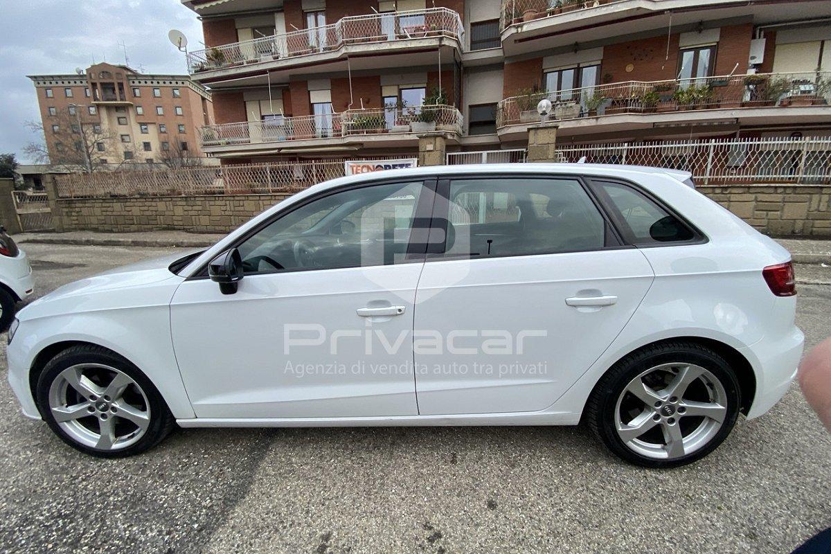AUDI A3 SPB 1.6 TDI 116 CV Design