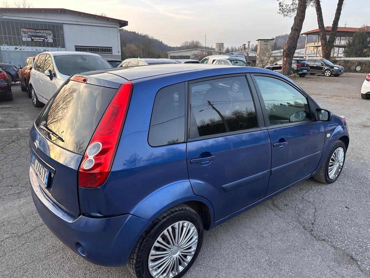 Ford Fiesta 1.2 82CV 3 porte Titanium