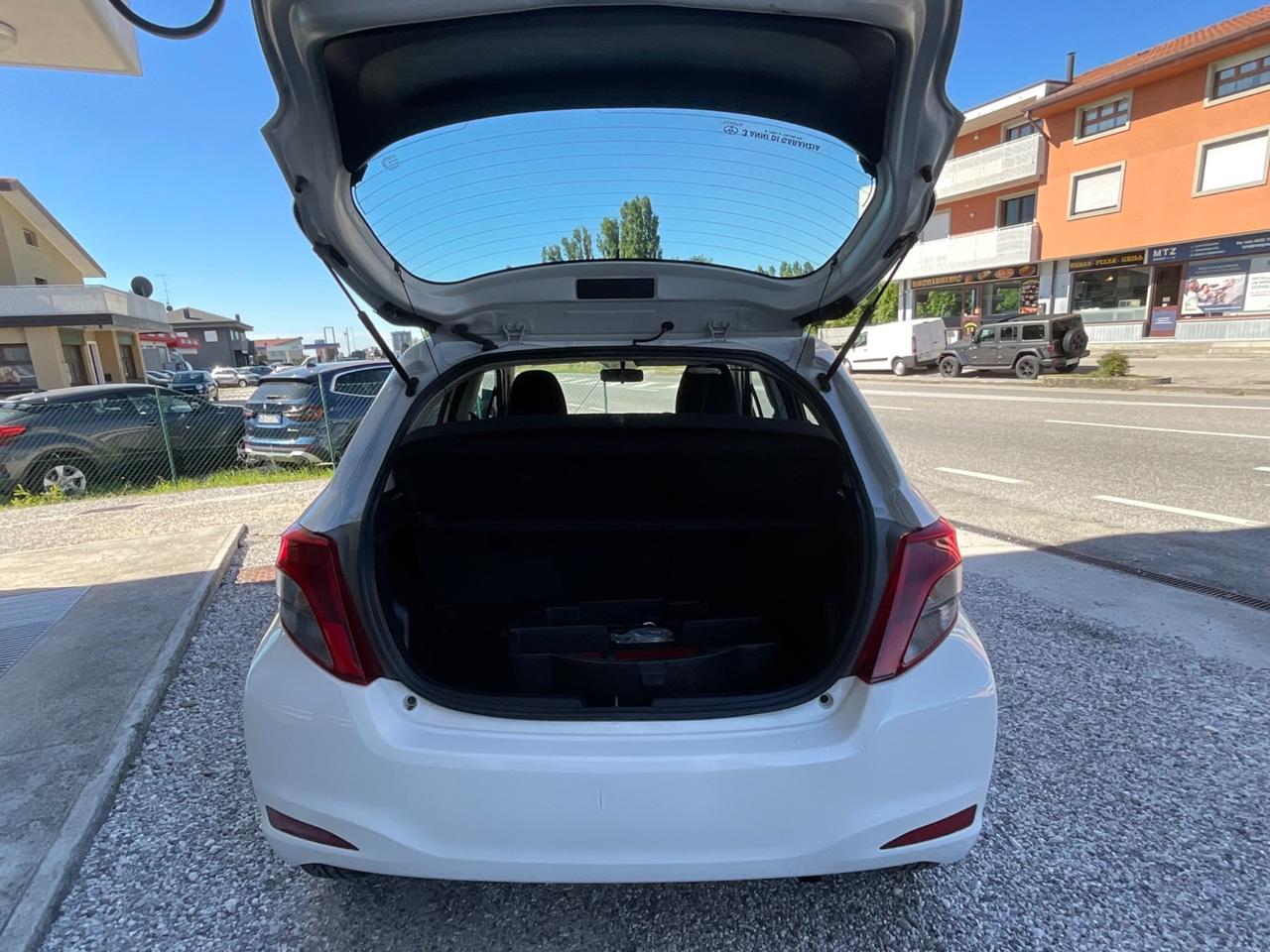 Toyota Yaris 1.4 D-4D 5 porte Lounge