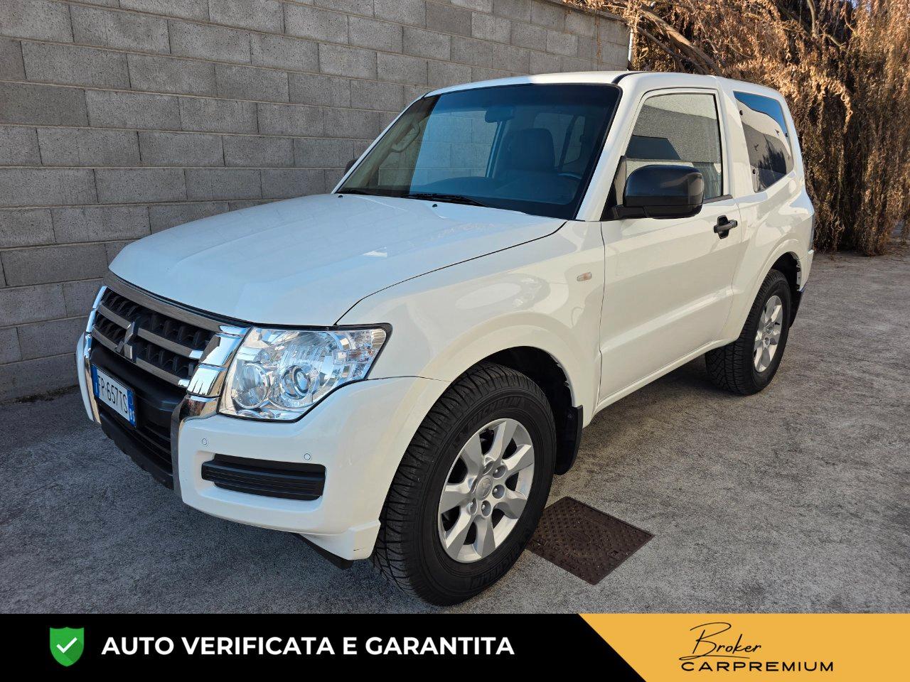 Mitsubishi Pajero 3 Porte Pajero 3.2 cr Intense 3p auto