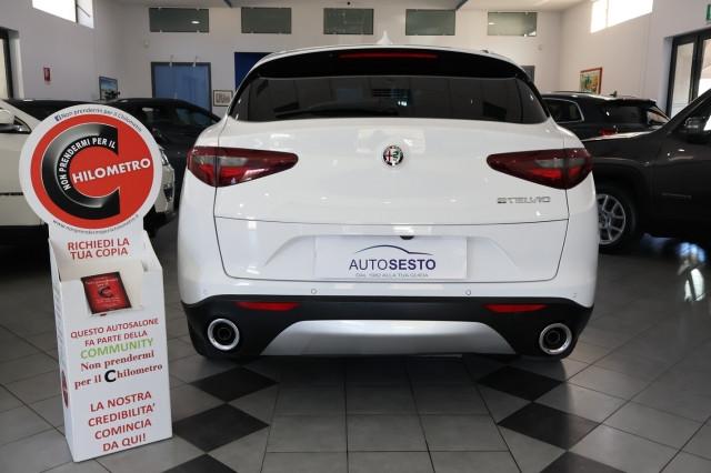 Alfa Romeo Stelvio 2.2 t Rosso Edizione rwd 160cv auto